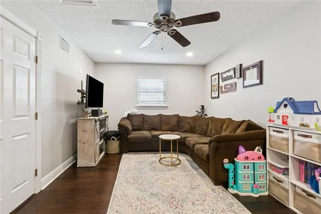 $400,000 | 5305 David Drive, Kenner, LA 70065