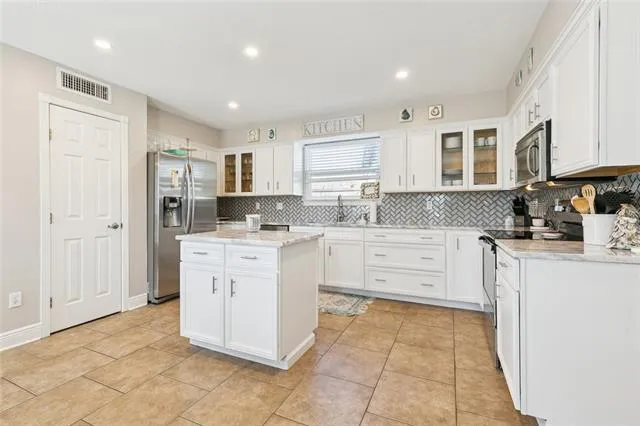 $400,000 | 5305 David Drive, Kenner, LA 70065