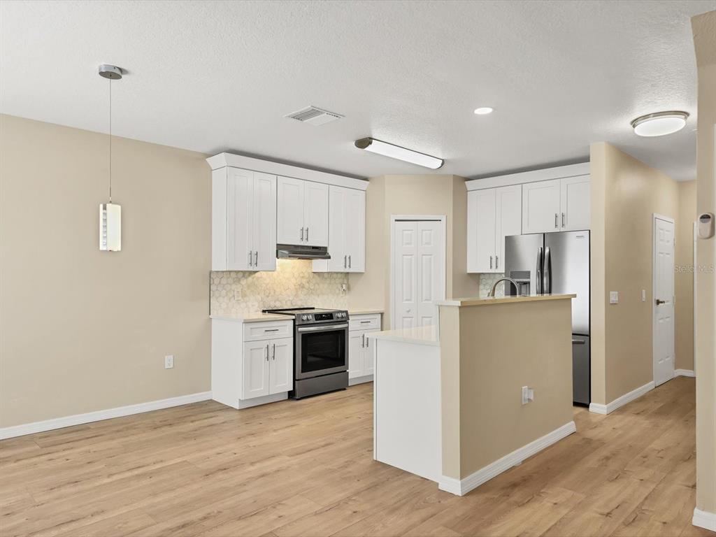 14909 Skip Jack Loop, Unit 102 Lakewood Ranch, FL 34202 - Photo 11 of 47