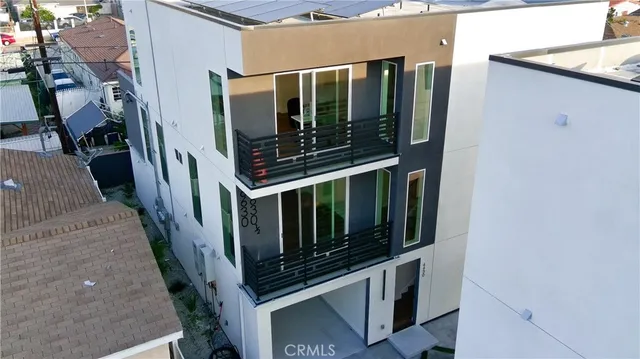 $5,683 | 6628 Camellia Avenue, Unit 6630, North Hollywood, CA 91606