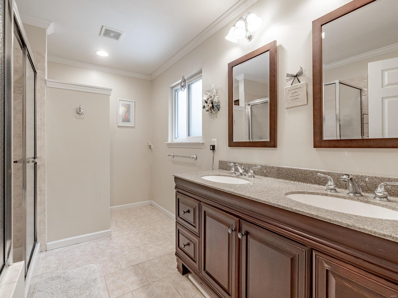 12901 Huntercreek Road St. Louis, MO 63131 - Photo 6 of 39 Gallery Image 6