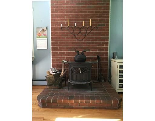 27 Blue Meadow Road Belchertown, MA 01007 - Photo 9 of 23 Gallery Image 9