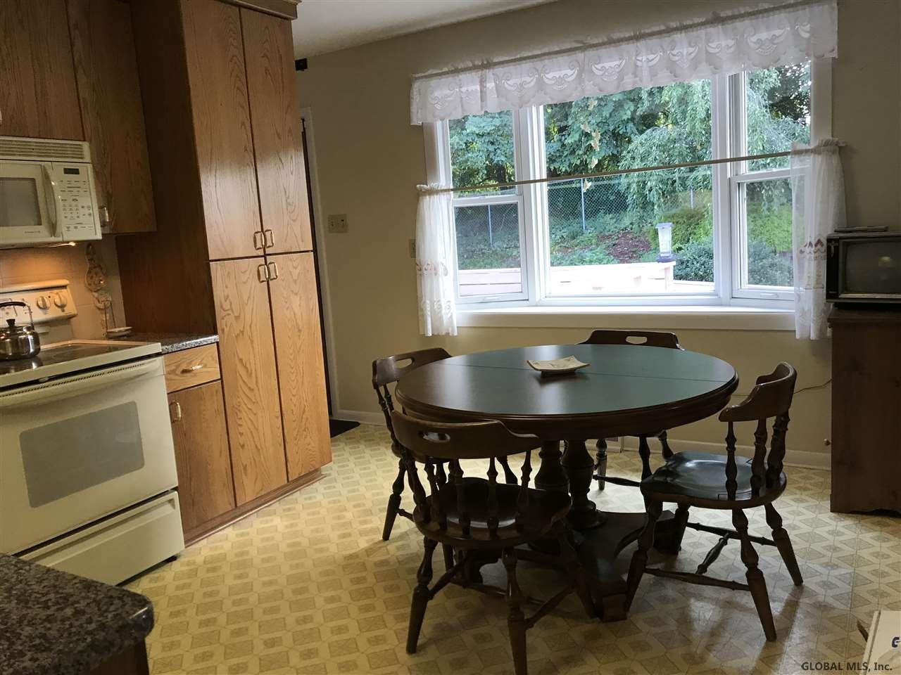 16 Crestone Road Albany, NY 12205 - Photo 14 of 24 Photo 14