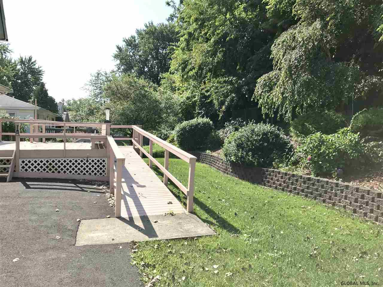 16 Crestone Road Albany, NY 12205 - Photo 18 of 24 Photo 18