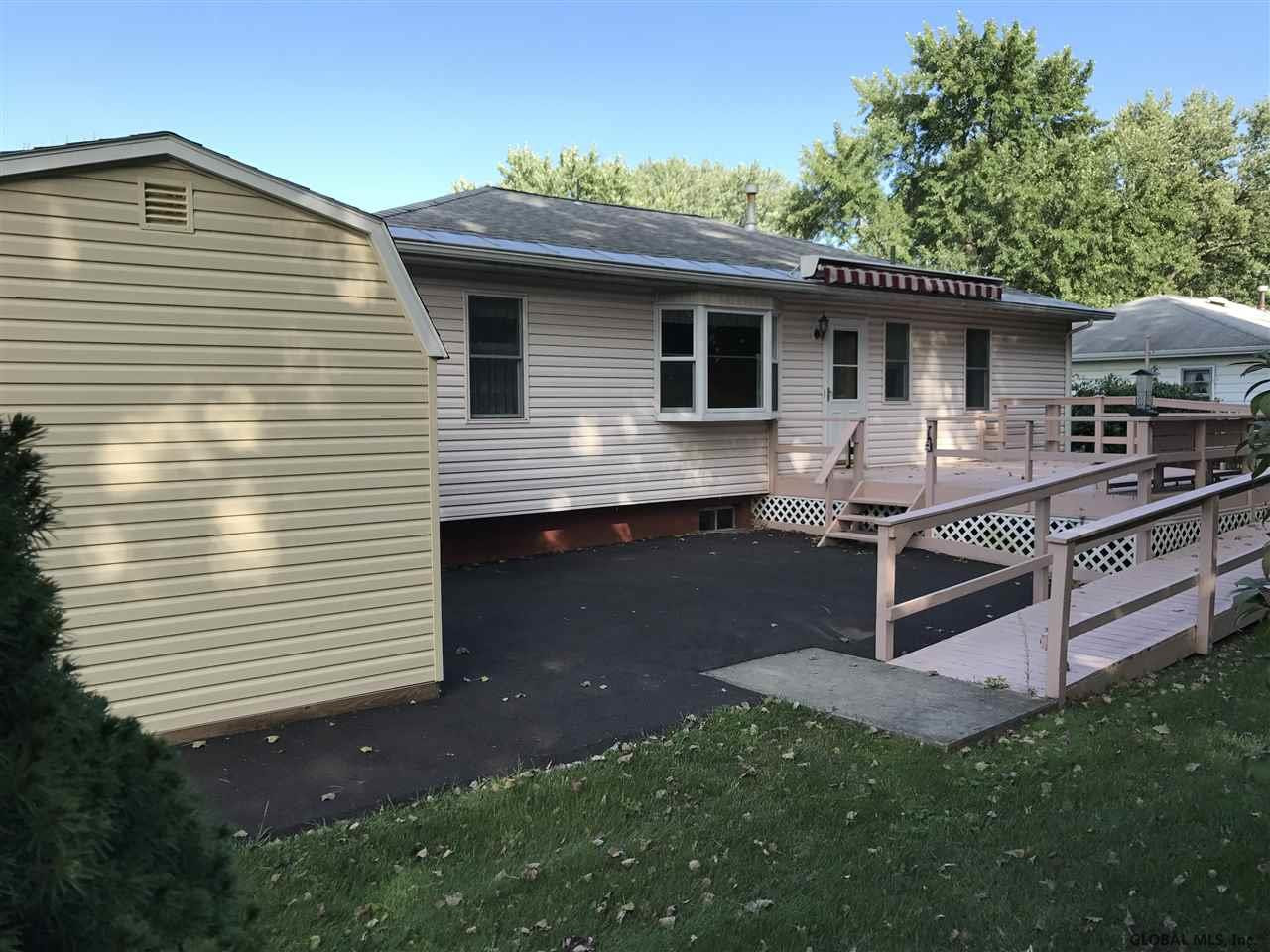 16 Crestone Road Albany, NY 12205 - Photo 3 of 24 Photo 3
