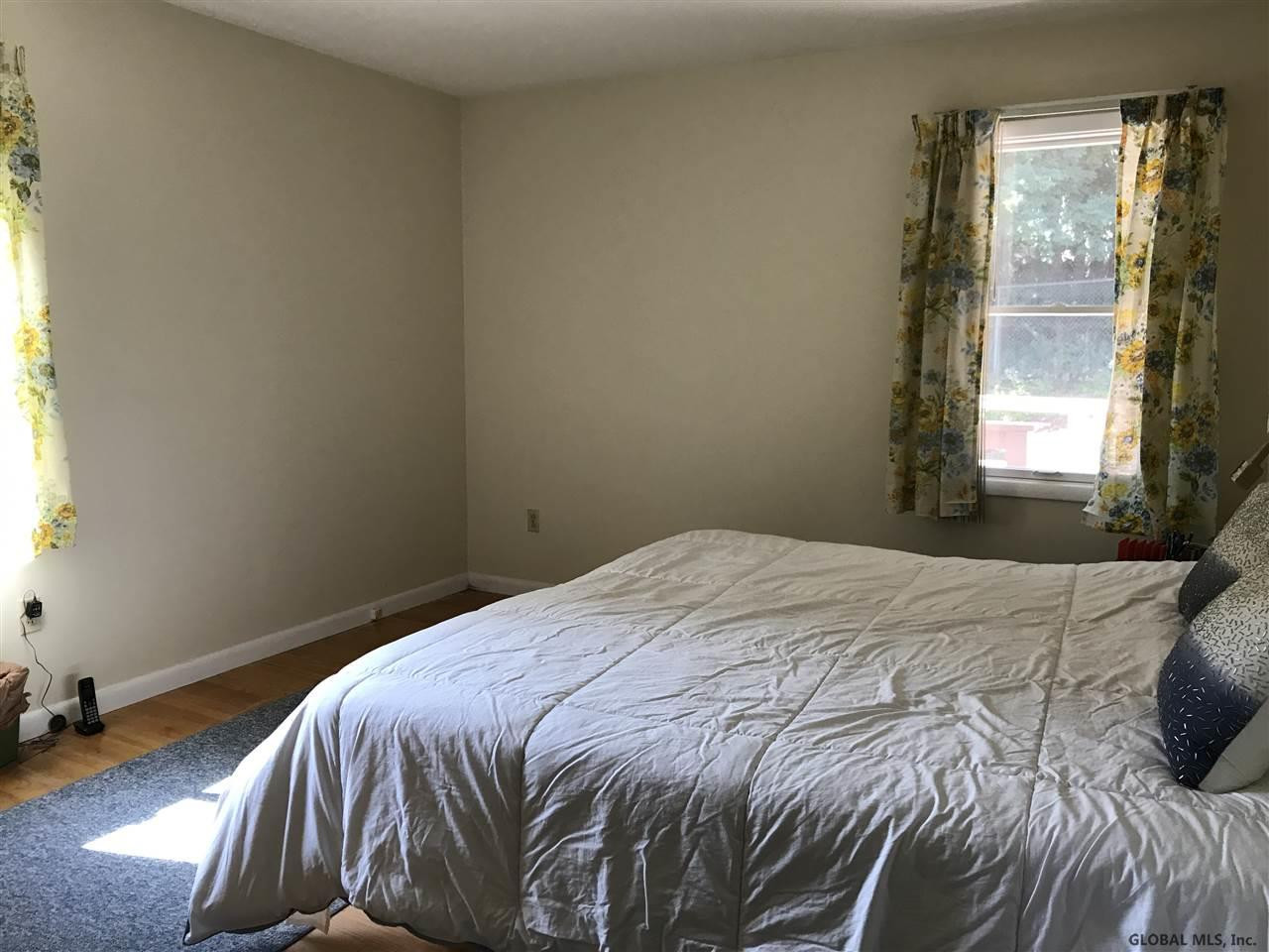 16 Crestone Road Albany, NY 12205 - Photo 4 of 24 Photo 4
