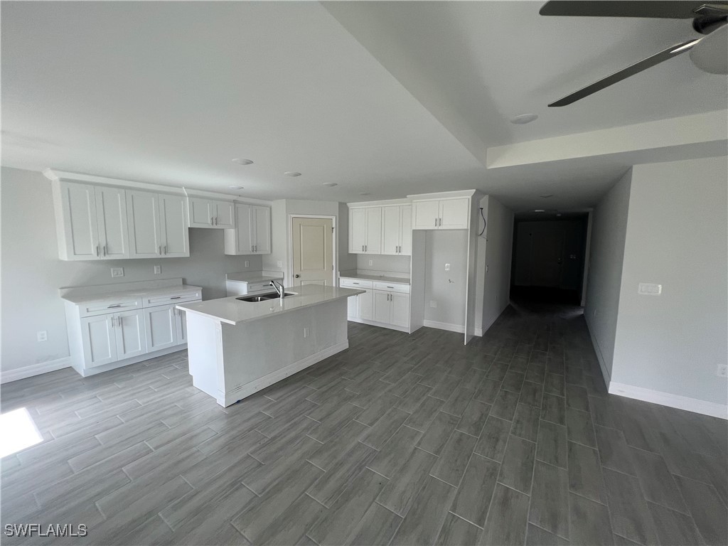 658 Ivanhoe Avenue South Lehigh Acres, FL 33974 - Photo 4 of 13