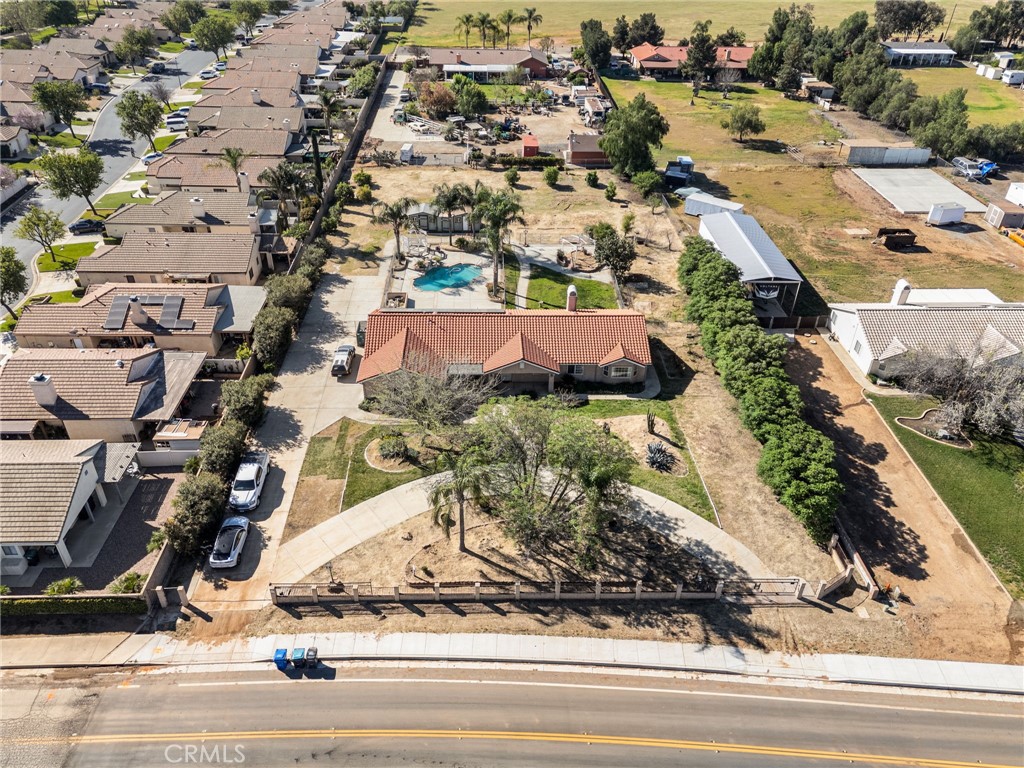 25865 McLaughlin Road Menifee, CA 92585 - Photo 31 of 33