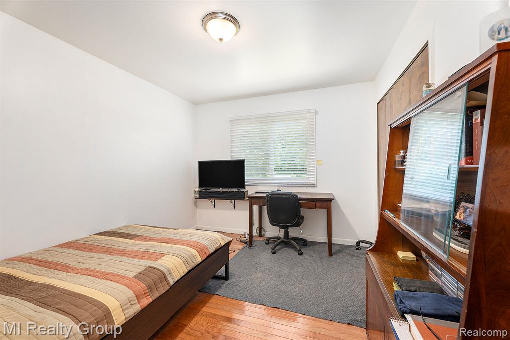 55979 Mound Road Utica, MI 48316 - Photo 20 of 31 Gallery Image 20