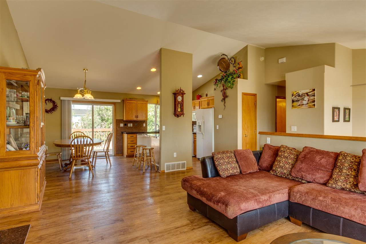 5215 North Burns Road Spokane Valley, WA 99216 - Photo 5 of 19 Gallery Image 5