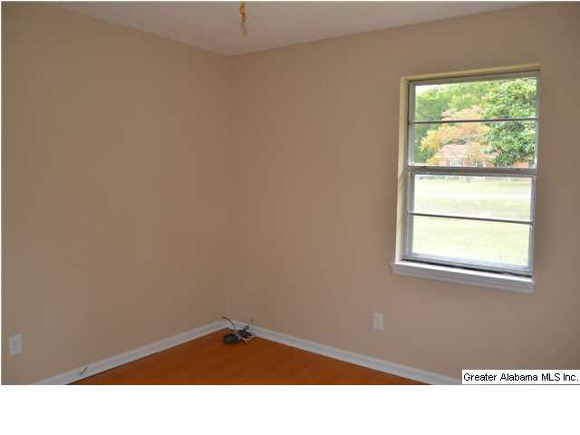 784 Main Street Jemison, AL 35085 - Photo 14 of 30