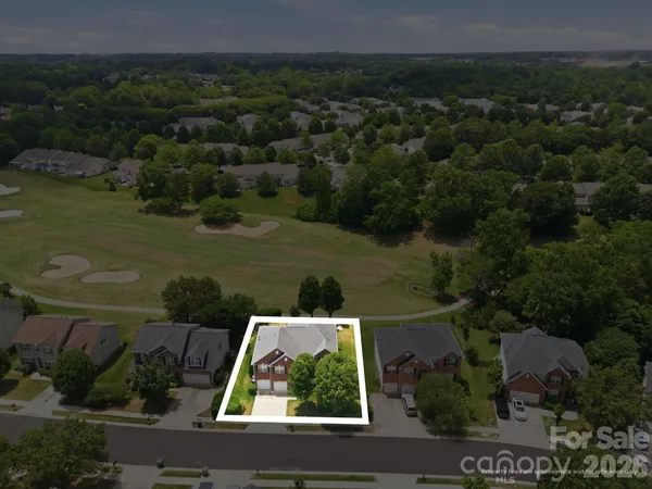 $675,000 | 1854 Briarcrest Drive, Huntersville, NC 28078