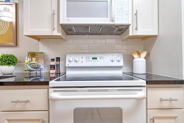 $599,000 | 1131 Compass Lane, Unit 108, Foster City, CA 94404