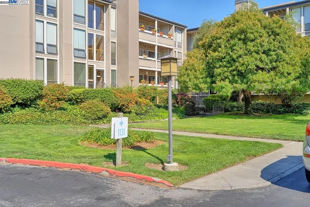 $599,000 | 1131 Compass Lane, Unit 108, Foster City, CA 94404