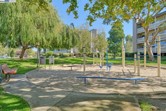 $599,000 | 1131 Compass Lane, Unit 108, Foster City, CA 94404