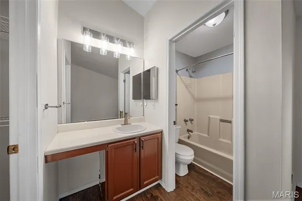 $170,000 | 1042 Sugar Creek Court, Unit 8, St. Peters, MO 63376