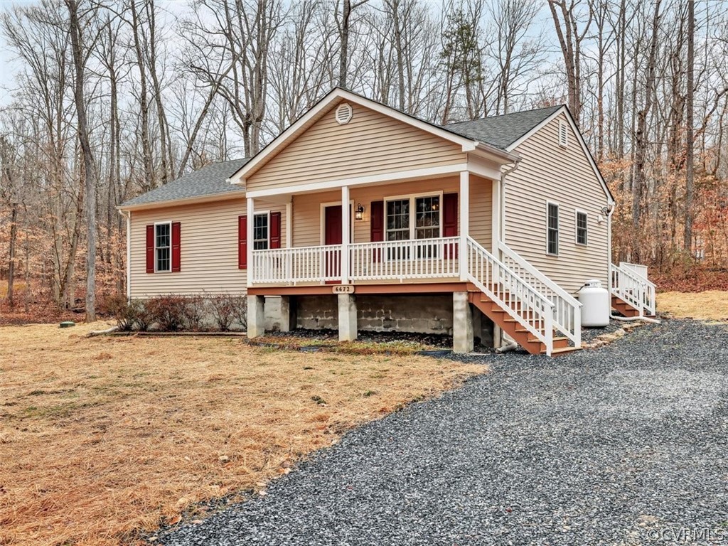 6672 Blenheim Road Powhatan, VA 23139 - Photo 5 of 26 Gallery Image 5