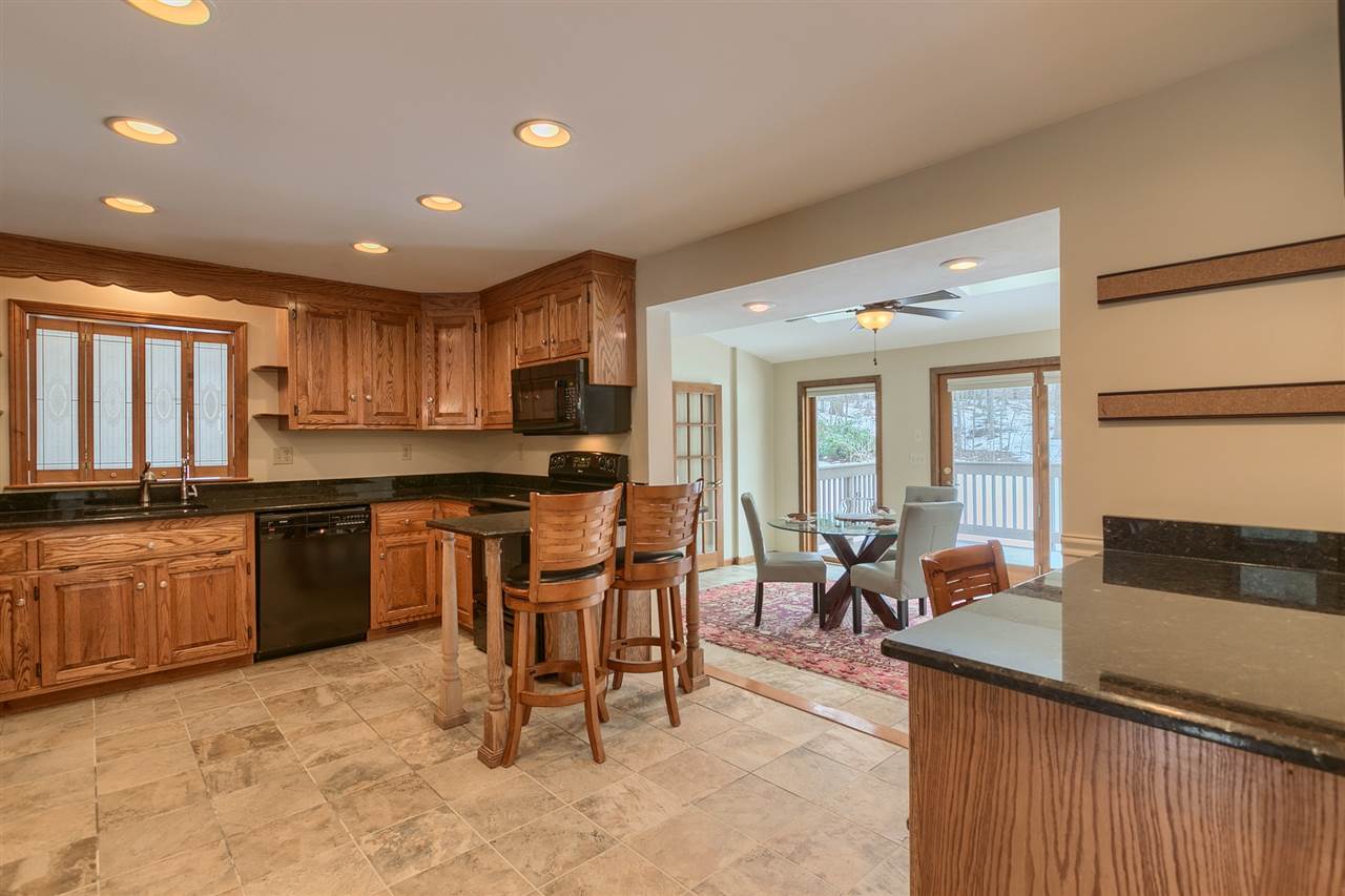 28 Farmer Road Windham, NH 03087 - Photo 19 of 40