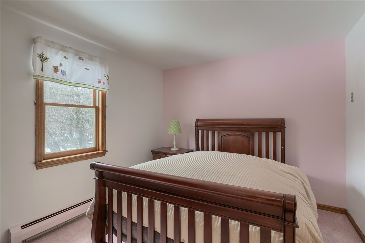 28 Farmer Road Windham, NH 03087 - Photo 26 of 40