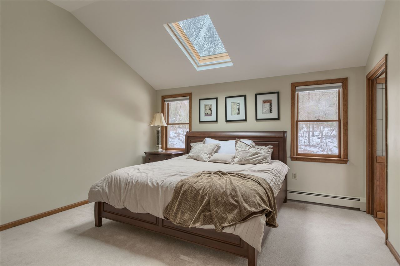 28 Farmer Road Windham, NH 03087 - Photo 31 of 40