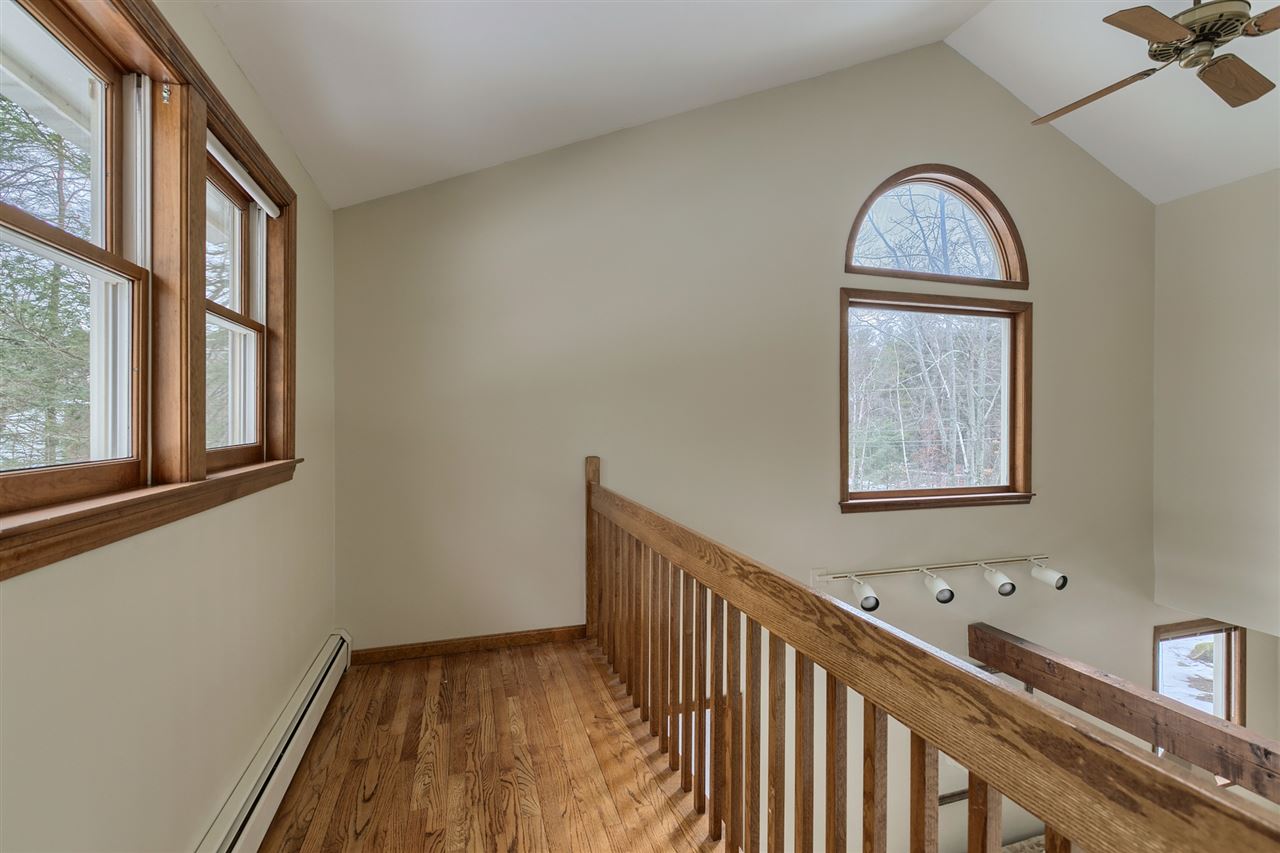 28 Farmer Road Windham, NH 03087 - Photo 33 of 40