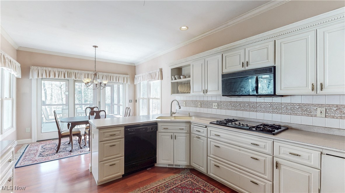 2649 Dodd Road Willoughby Hills, OH 44094 - Photo 4 of 49
