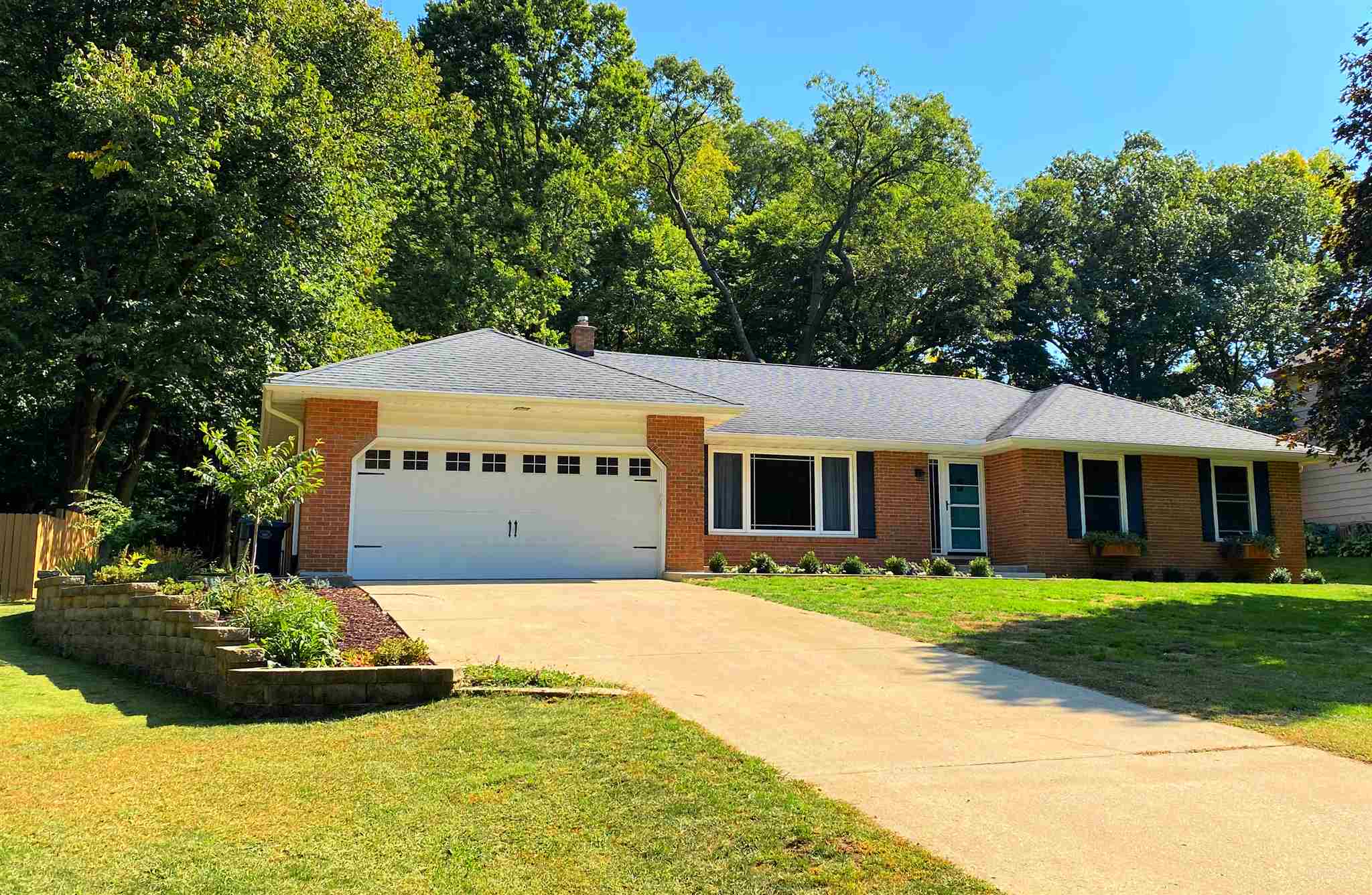 2006 Robb Road Warsaw, IN 46580 - Photo 1 of 1 Gallery Image 1