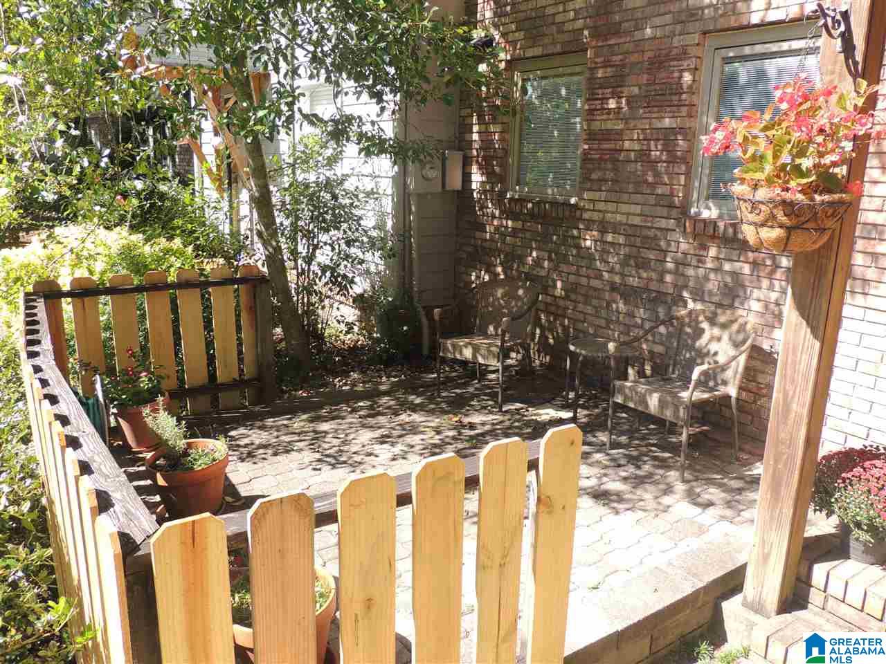 3228 Greendale Road Birmingham, AL 35243 - Photo 3 of 24