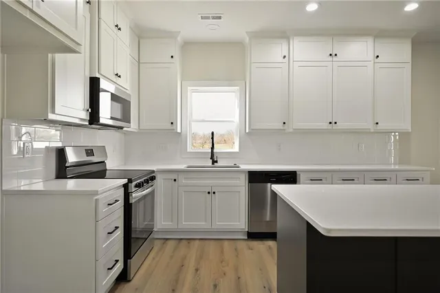 $319,900 | 704 Colony Avenue, East Lynne, MO 64743