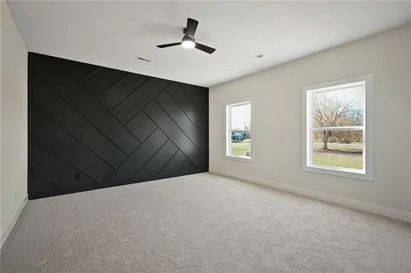 $319,900 | 704 Colony Avenue, East Lynne, MO 64743