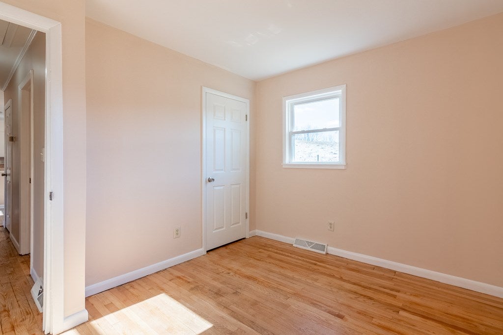 949 Suiter Road Bland, VA 24315 - Photo 34 of 62 Gallery Image 34