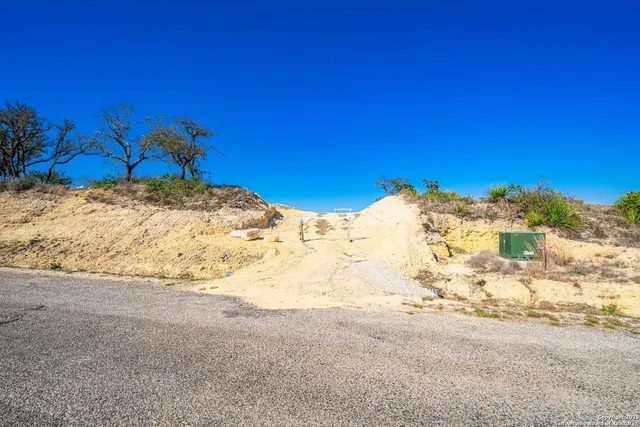 $225,000 | 345 Lake Ridge, Helotes, TX 78023