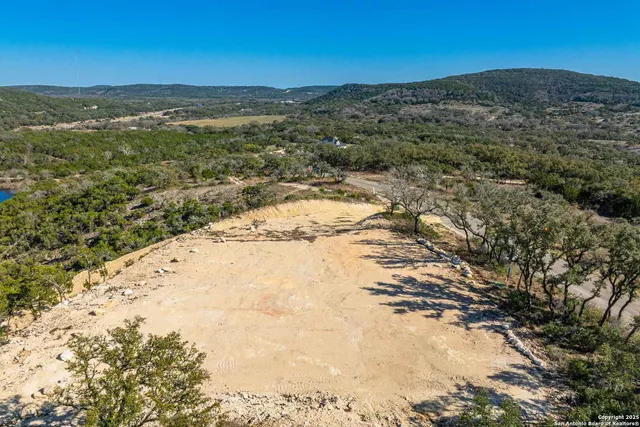 $225,000 | 345 Lake Ridge, Helotes, TX 78023