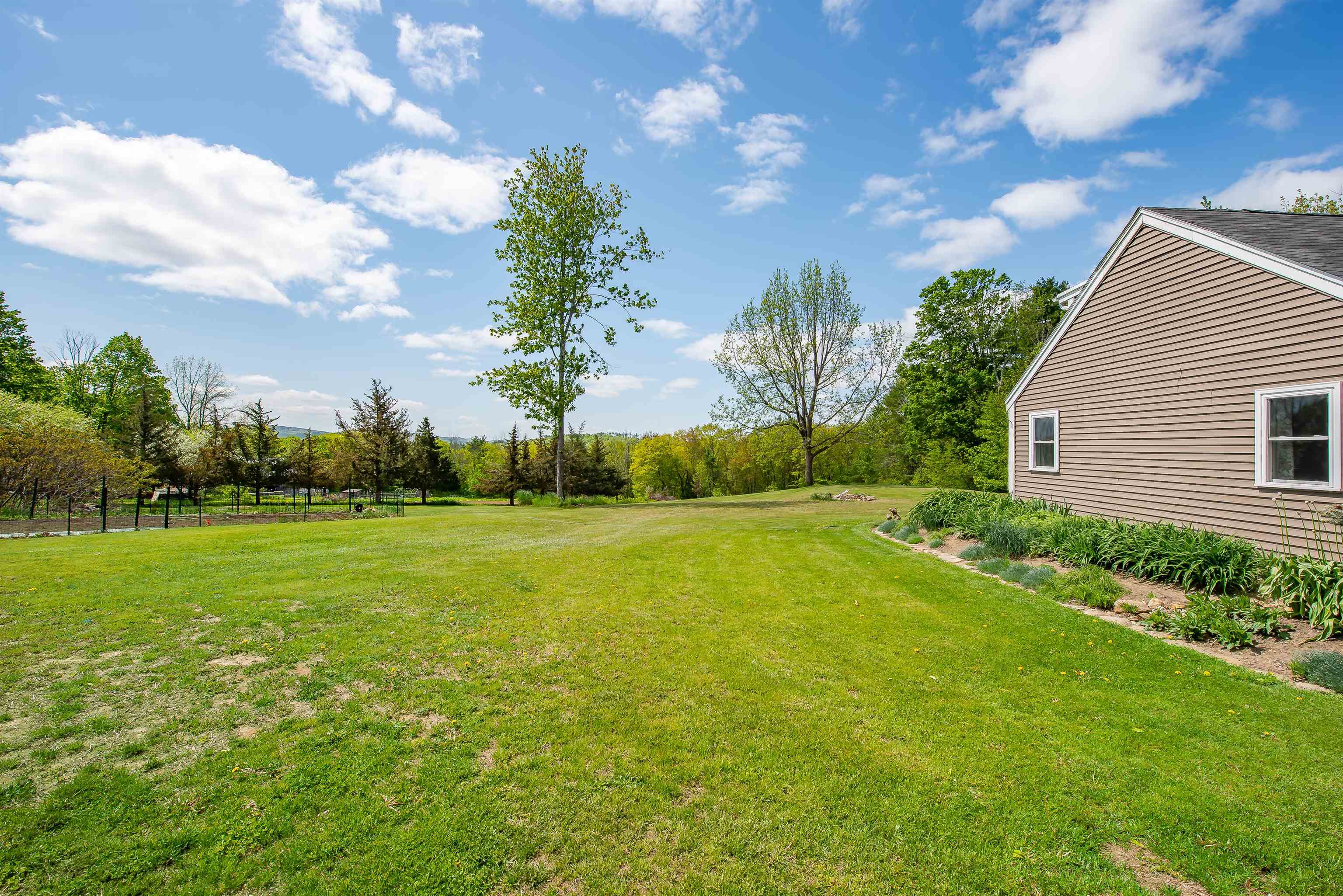 279 Province Road Barnstead, NH 03218 - Photo 32 of 39