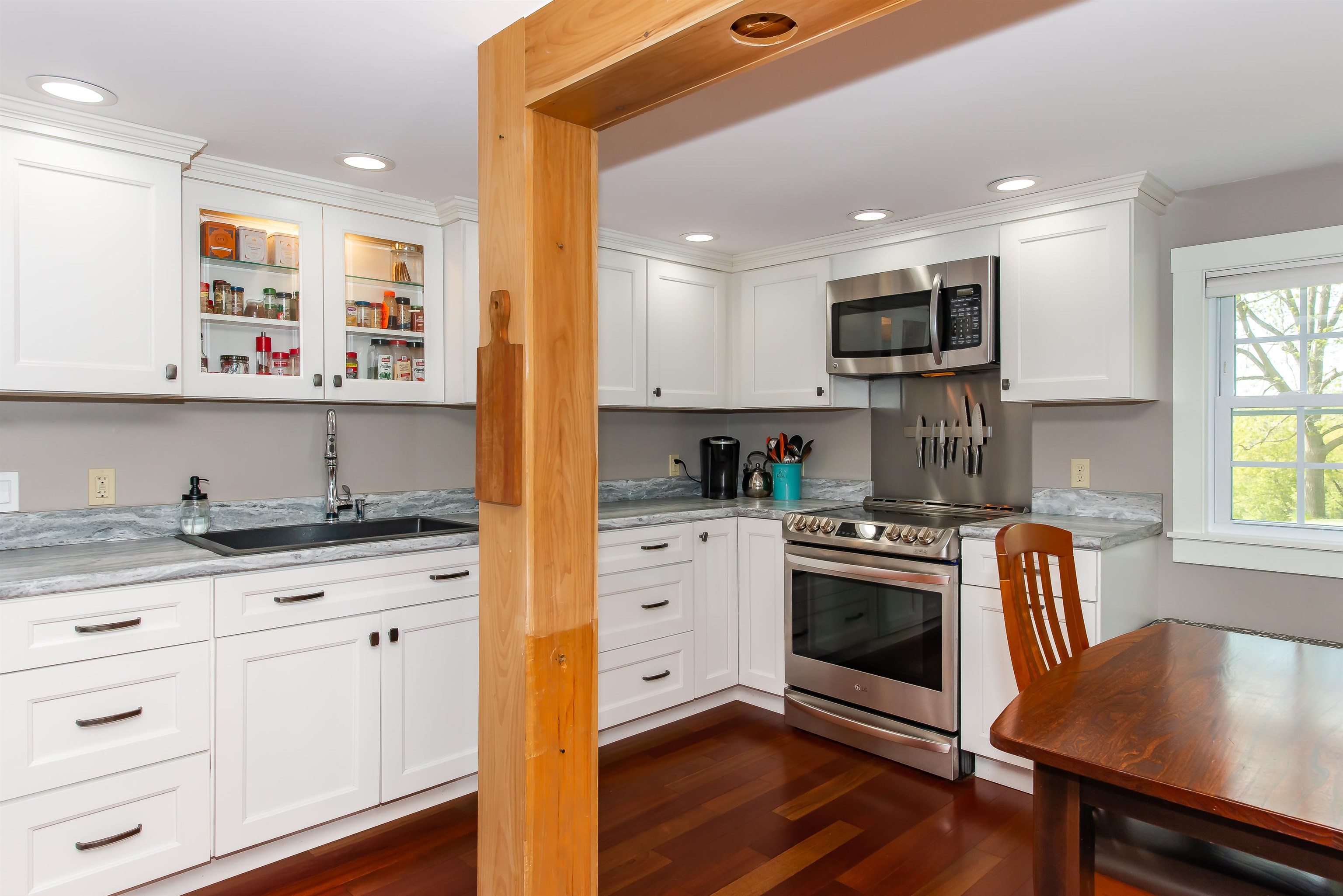 279 Province Road Barnstead, NH 03218 - Photo 5 of 39