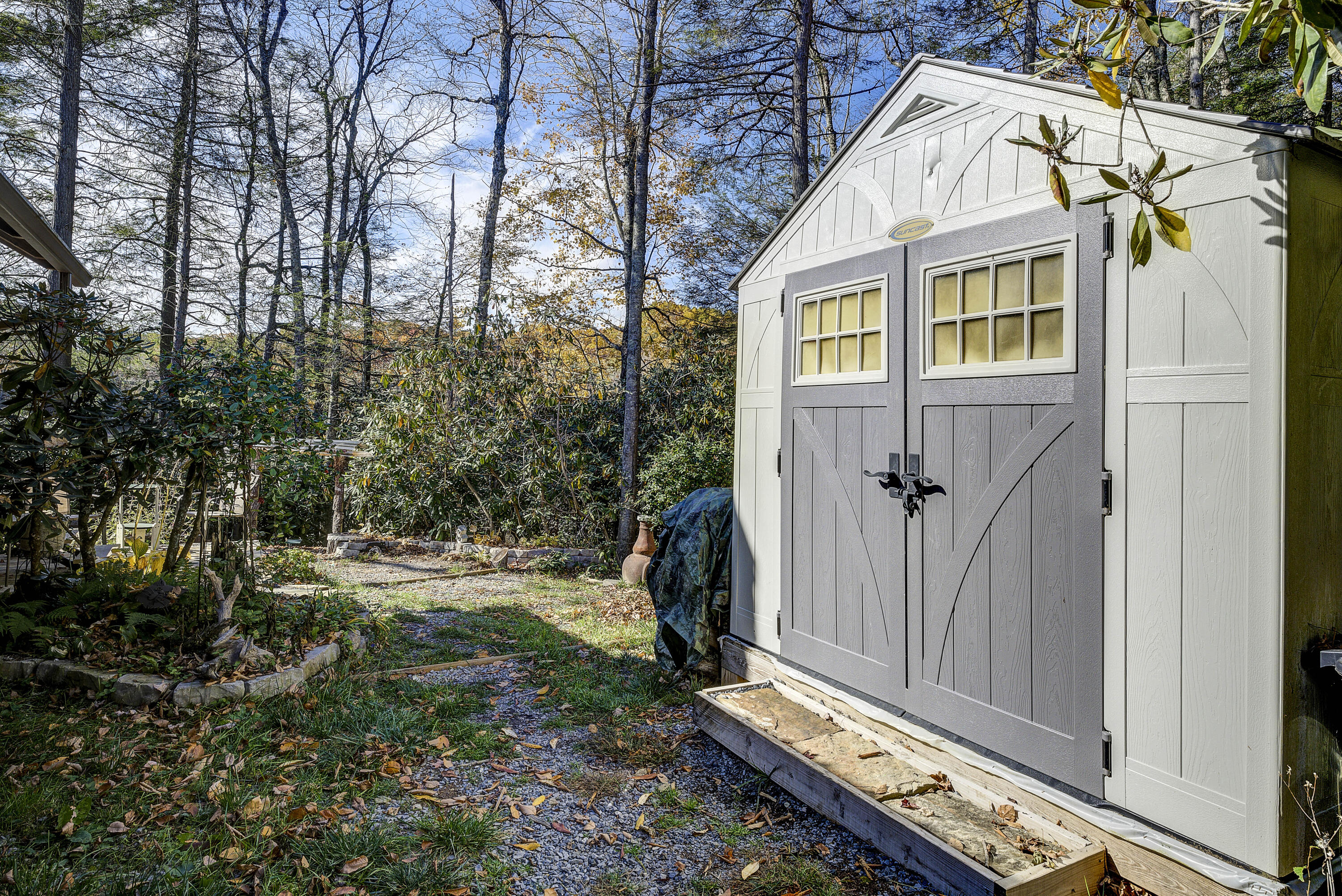 252 Ripshin Lake Road Roan Mountain, TN 37687 - Photo 21 of 87 Ripshin-69