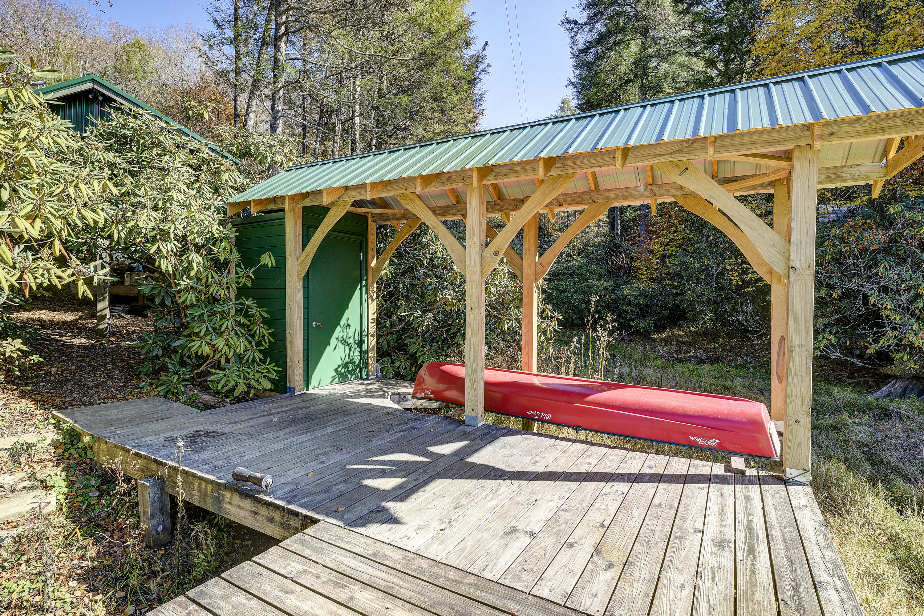 252 Ripshin Lake Road Roan Mountain, TN 37687 - Photo 25 of 87 Ripshin-61