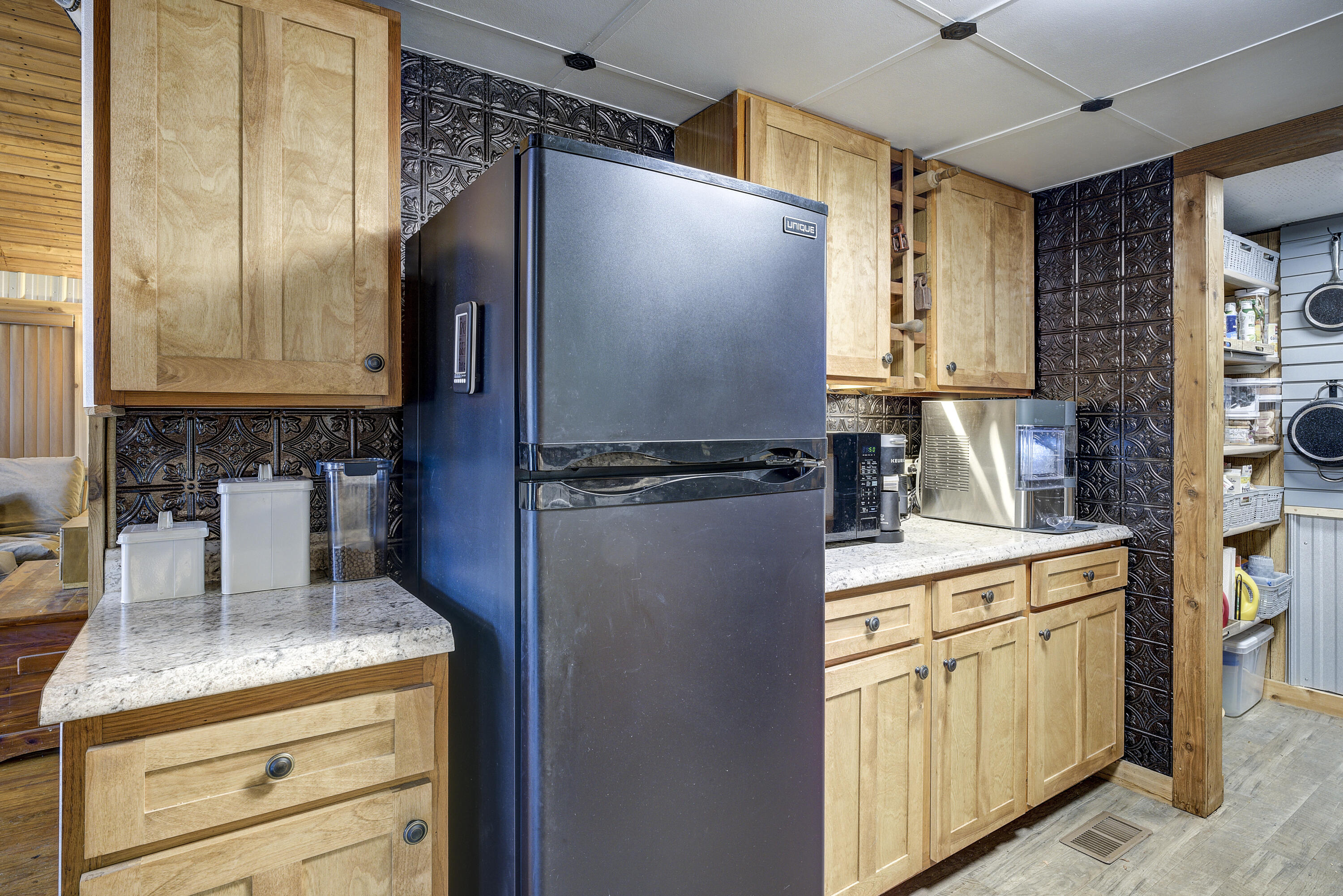 252 Ripshin Lake Road Roan Mountain, TN 37687 - Photo 35 of 87 Ripshin-16