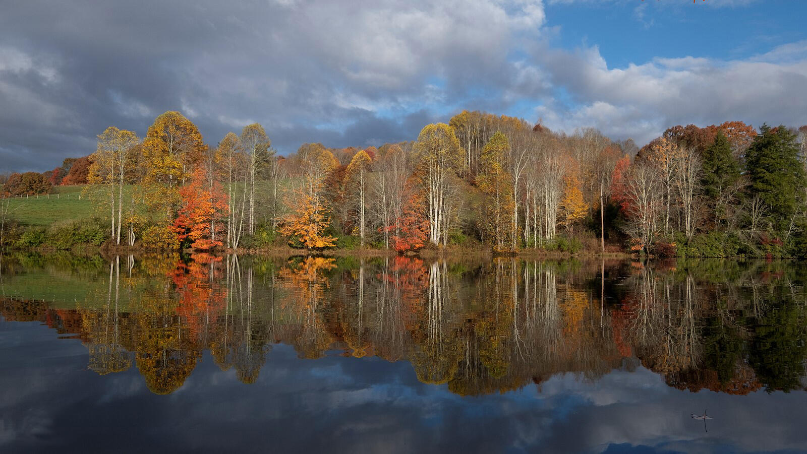 252 Ripshin Lake Road Roan Mountain, TN 37687 - Photo 7 of 87 When the lake was up