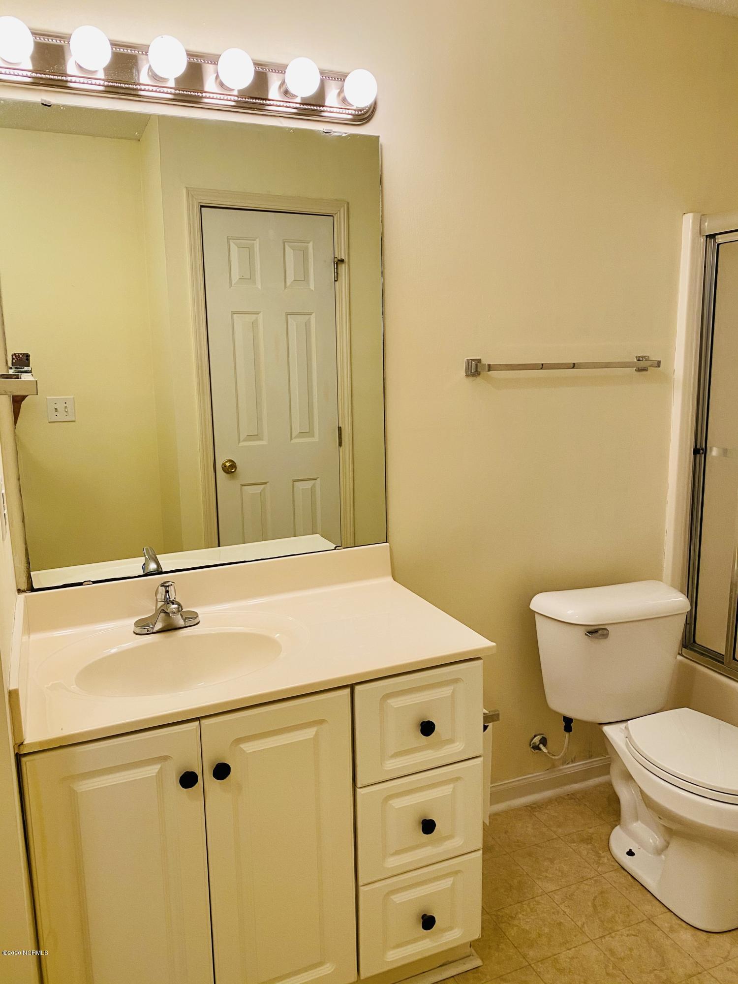521 Spring Forest Road, Unit A Greenville, NC 27834 - Photo 8 of 19 12C723F5-032D-425B-A821-B78DF4AD79EE
