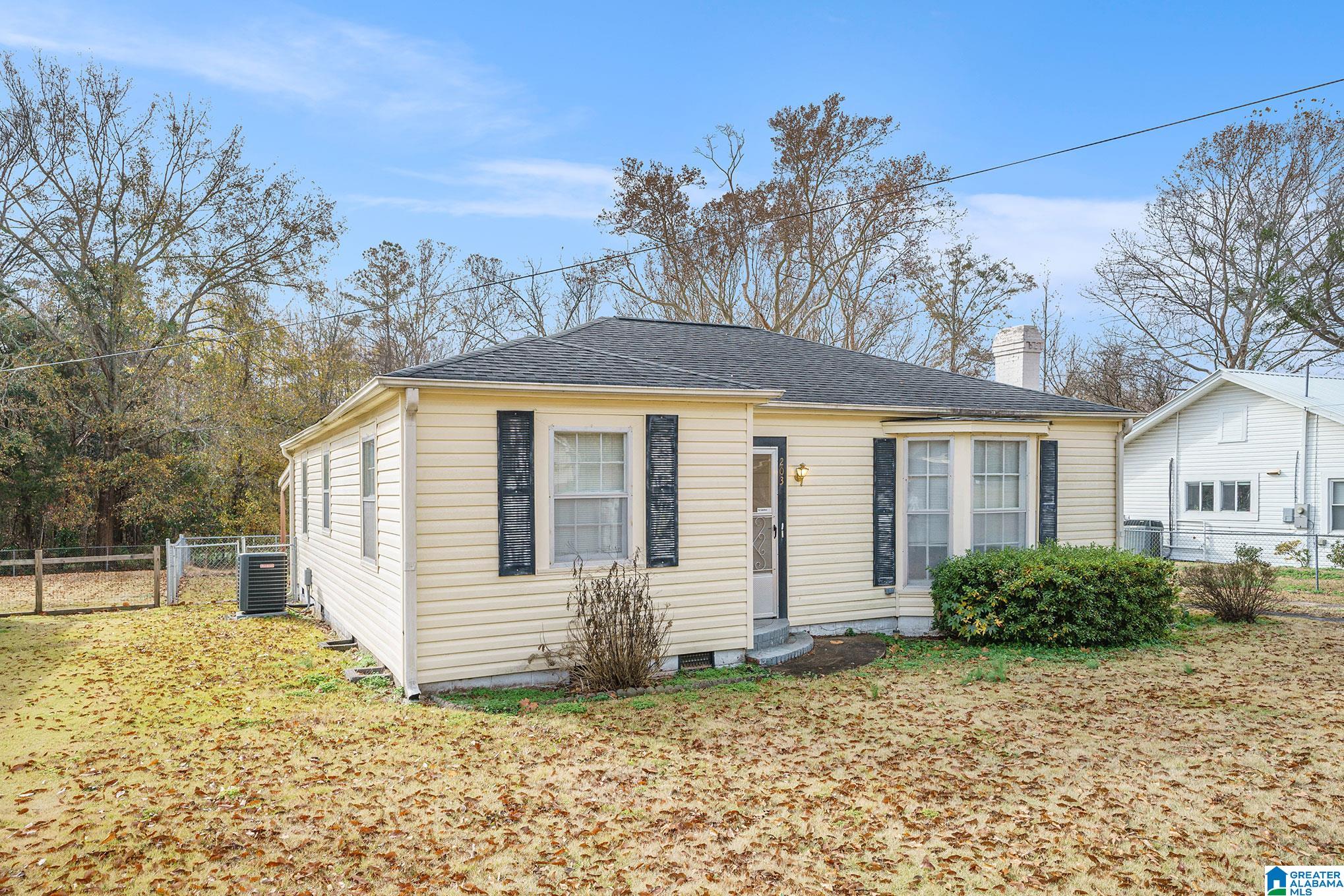 203 Airport Road Clanton, AL 35045 - Photo 3 of 24