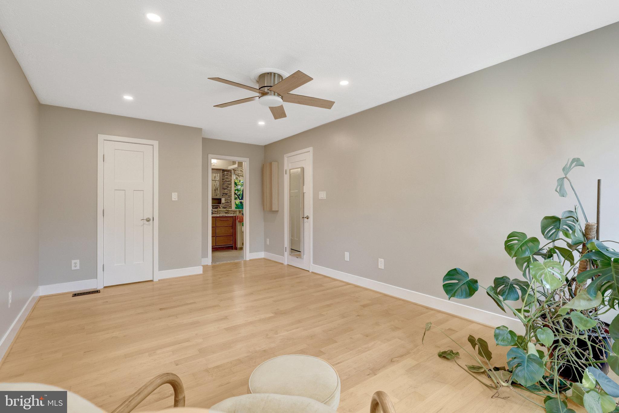 11637 Quail Ridge Court Reston, VA 20194 - Photo 20 of 46 a view of livingroom with furniture