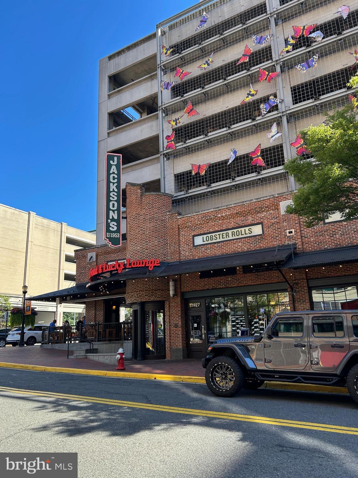 11637 Quail Ridge Court Reston, VA 20194 - Photo 44 of 46 a car parked in front of a store
