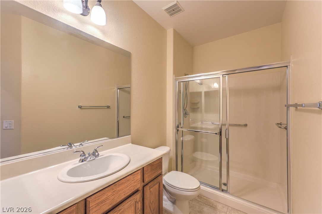 2276 Saxtons River Road Henderson, NV 89044 - Photo 25 of 49 Secondary Bath w/ Raised Vanity, Shower, and Tile Flooring