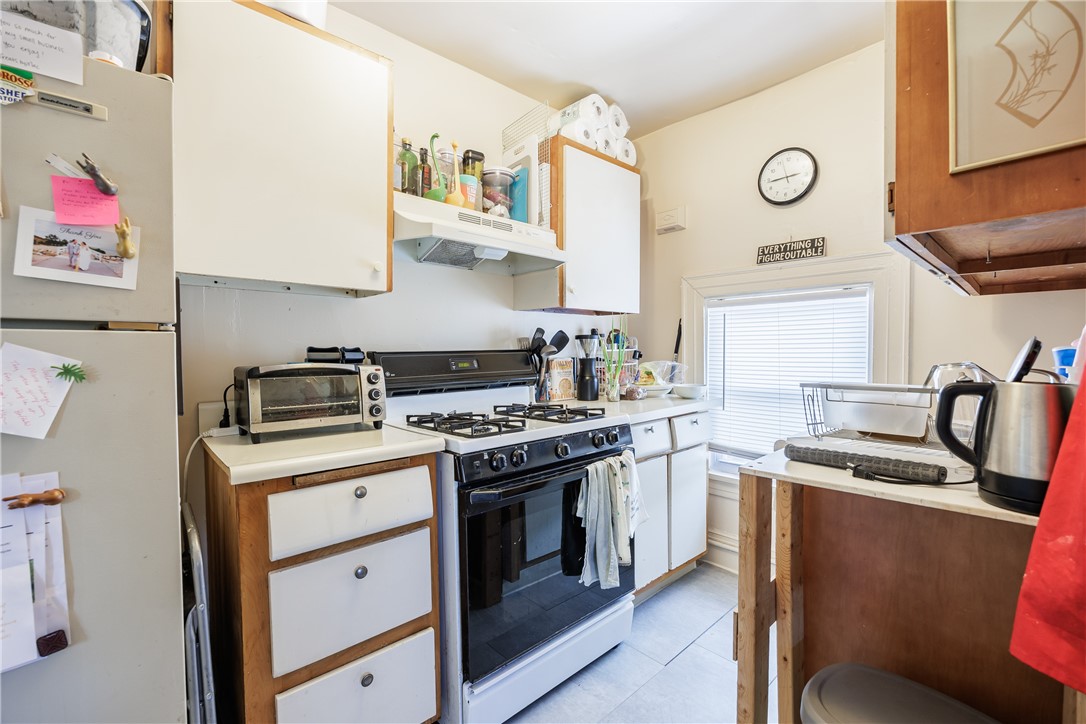 17 Canfield Place Rochester, NY 14607 - Photo 14 of 31