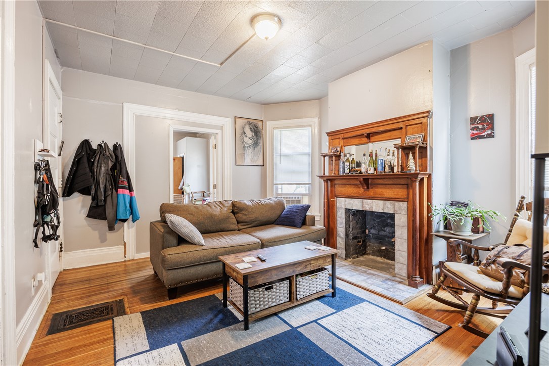 17 Canfield Place Rochester, NY 14607 - Photo 5 of 31