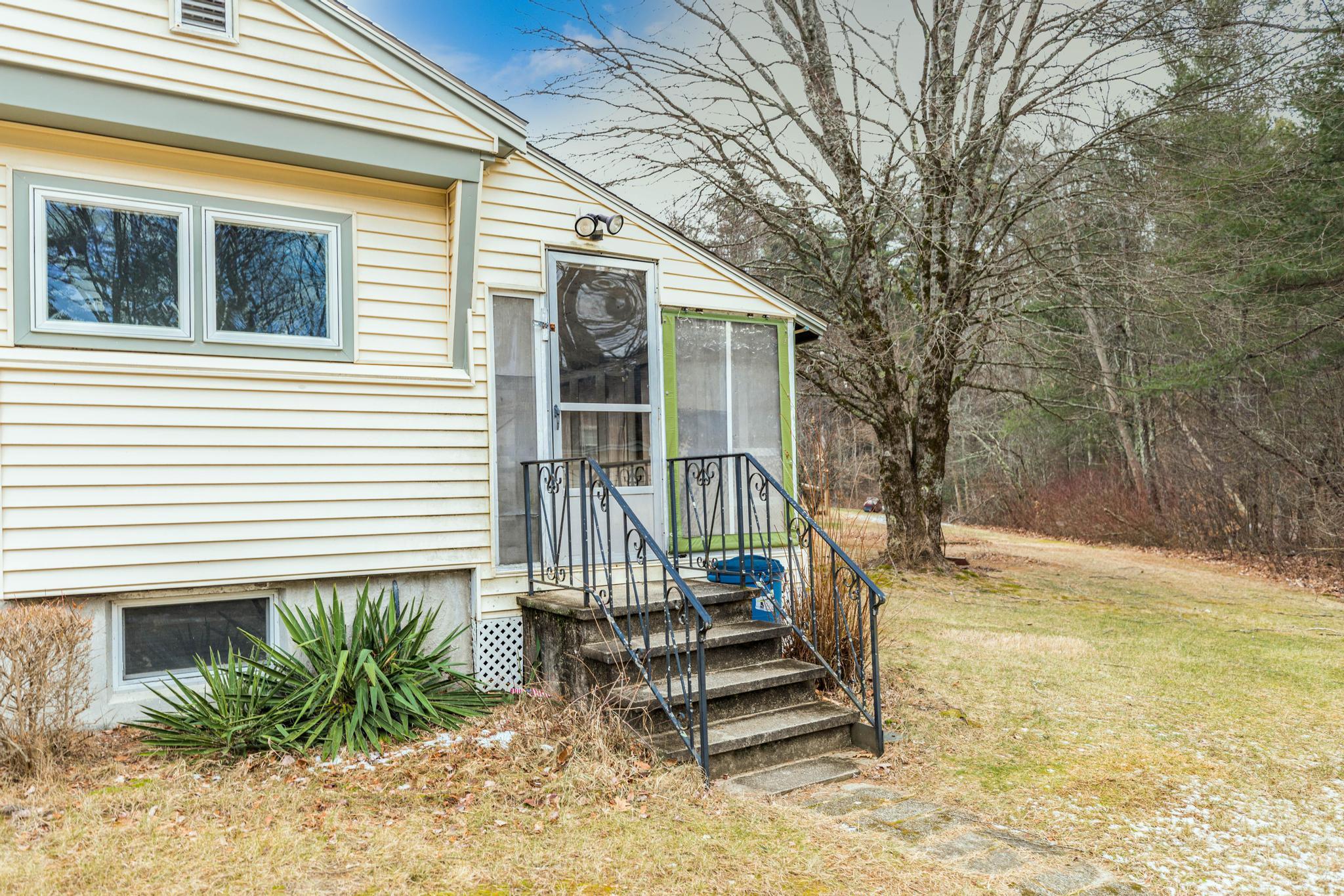 182 Emerys Bridge Road South Berwick, ME 03908 - Photo 4 of 23 227A0277-Edit