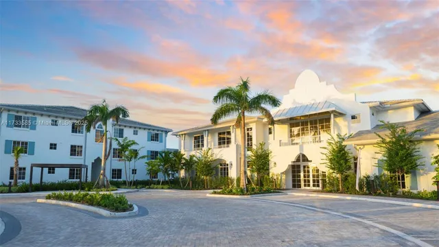 $2,965 | 4350 Peregrine Way Lake, Unit C1, Lake Worth, FL 33463