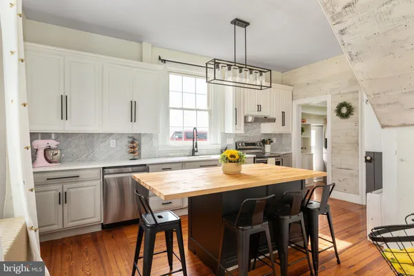 $649,900 | 2239 6th Street, Middletown, VA 22645