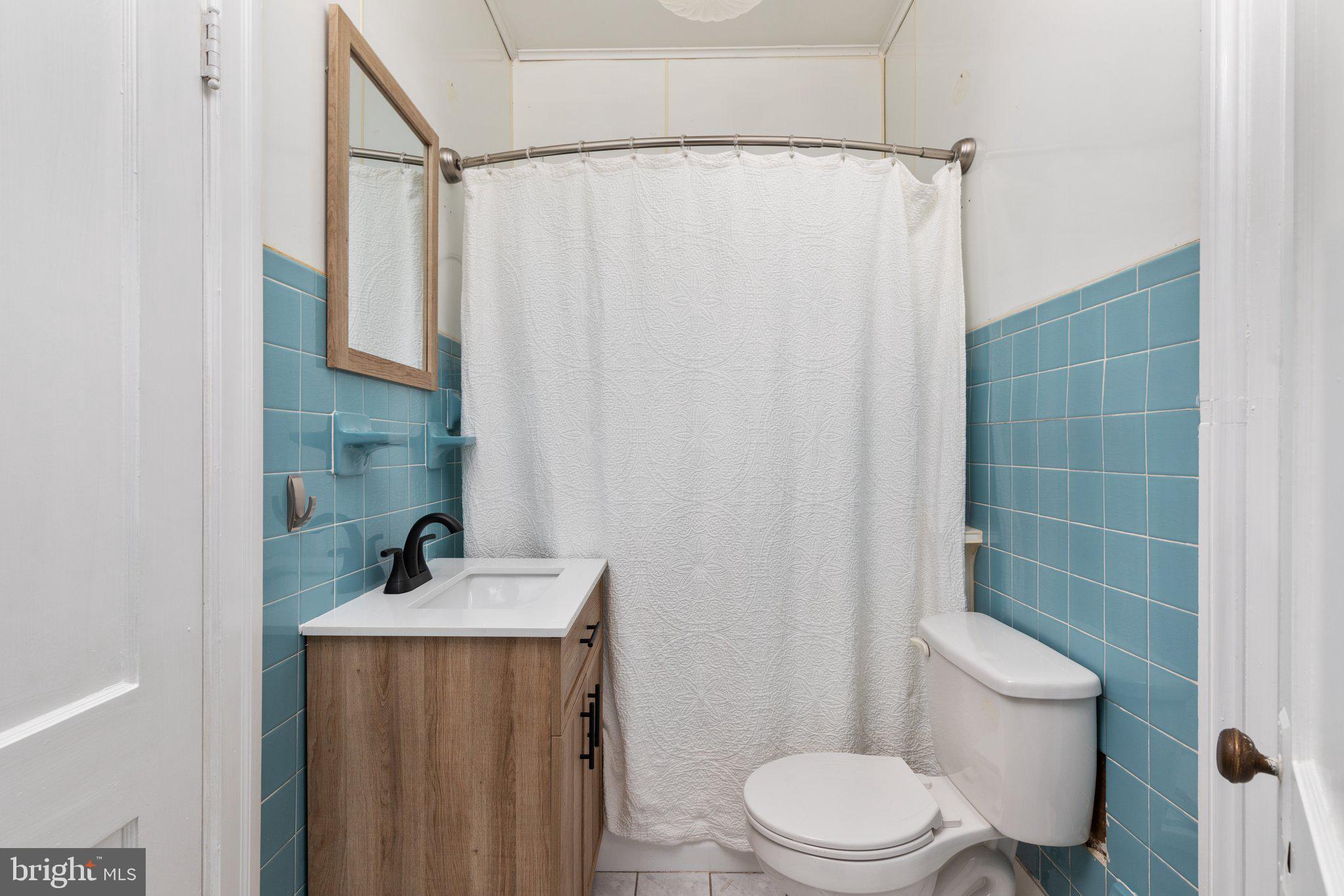 2239 6th Street Middletown, VA 22645 - Photo 33 of 60 Upper hall bath